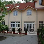 Hotel Platan 3*