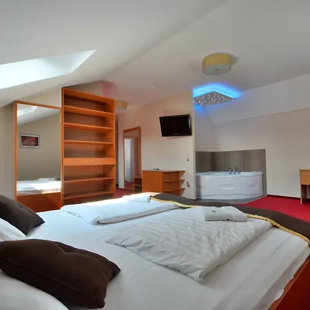 Platan Székesfehérvár