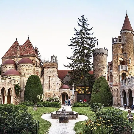 Platan Hotell Székesfehérvár