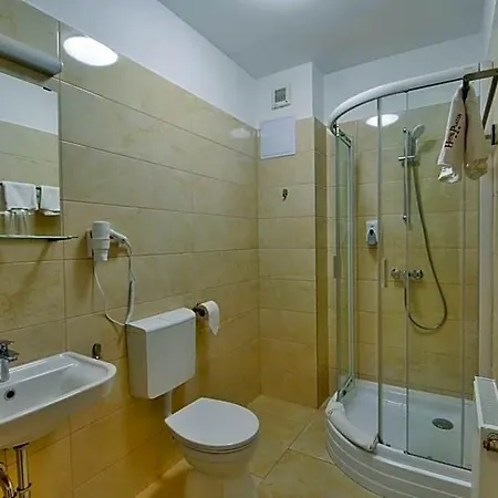 Otel Platan