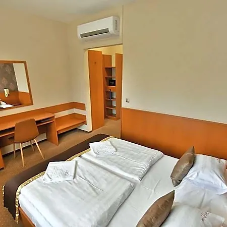 Platan İstolni Belgrad