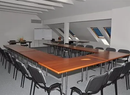 Platan Otel
