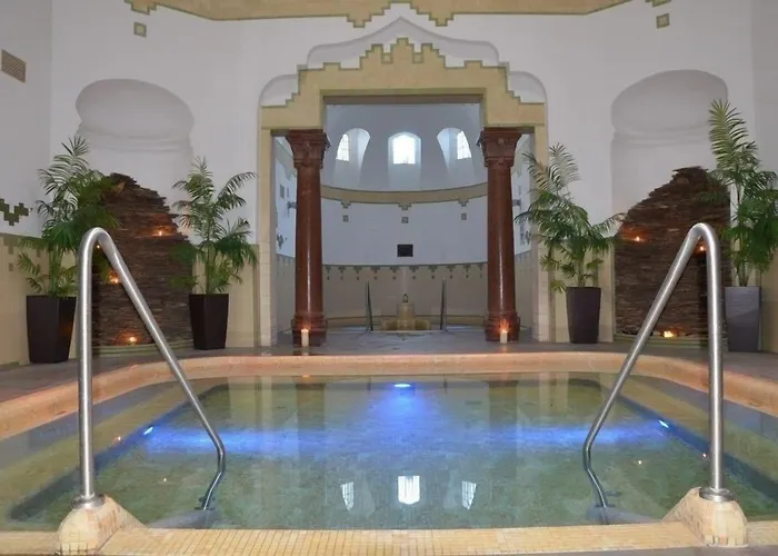 Platan 3* Секешфехервар